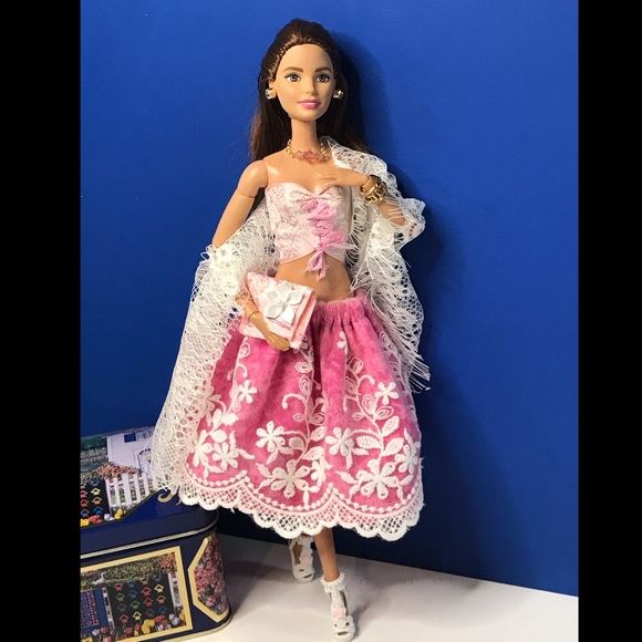 SOLD Custom Barbie Fashion Spring/Summer 8-Piece Set - Picture 4 of 9